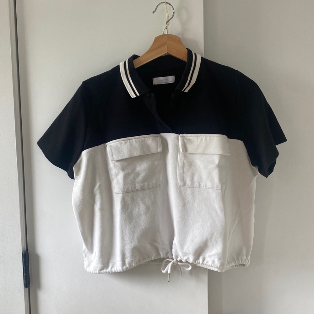 Cropped collared black and white shirt
